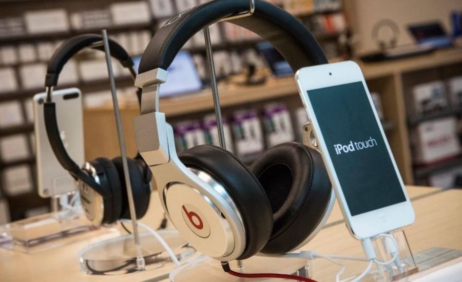 خبر سيء.. أبل تتخلى عن حاملي 5 أنواع من آيفون