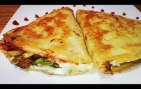 كريب بالدجاج والجبن