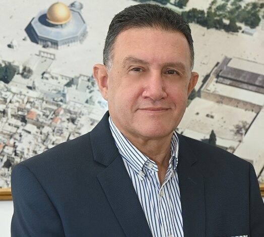 قبل أكثر من قرن، اضاءات قناديلنا القدس