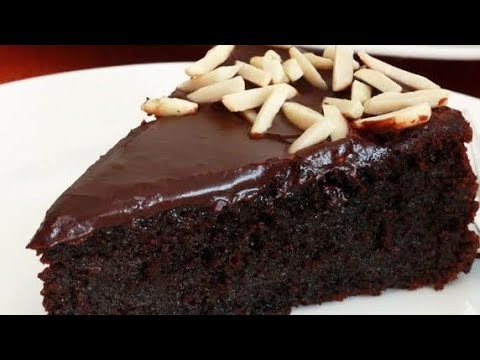 كيك اللوز بالشوكولاتة بدون طحين