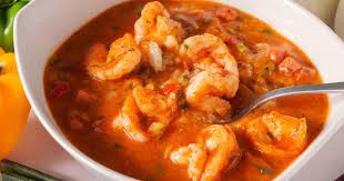 طاجن الجمبري بالصوص الأحمر والبطاطس