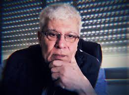 مرافعة الانشقاق في سيرة متعدّدة الأبعاد..!!