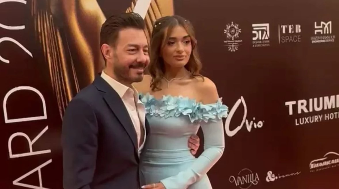 أول ظهور ل ملك أحمد زاهر بعد مرضها في حفل توزيع جوائز نيش