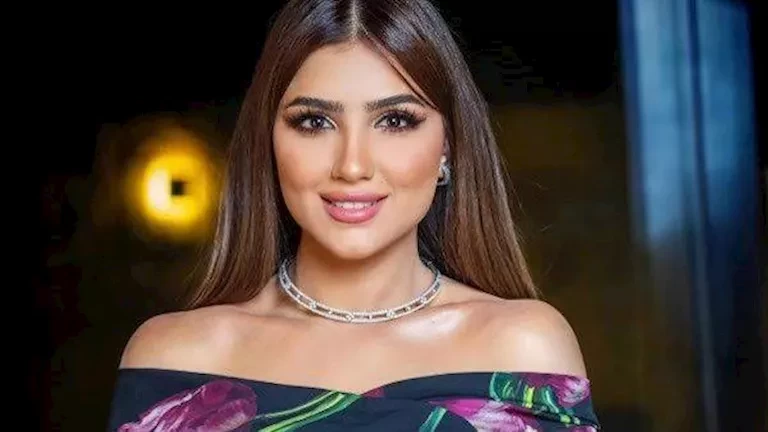 مي عمر توجه رسالة حادة: "الشماتة في الضعف والألم من أبشع الصفات"