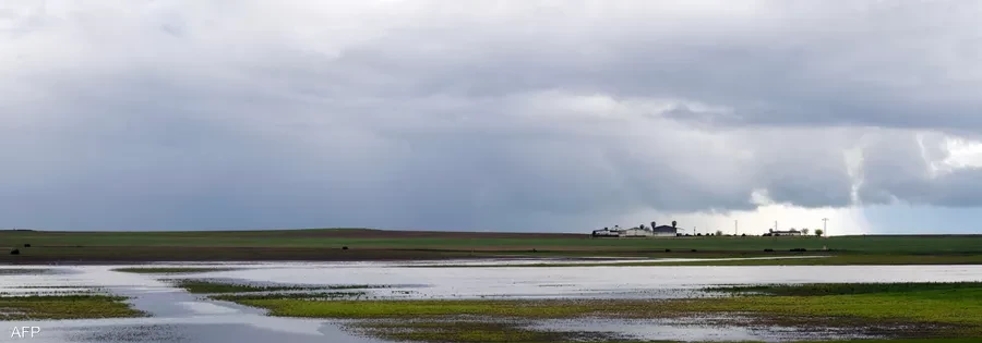 العاصفة "دانا" تغرق إسبانيا.. مفقودون وفيضانات ودمار