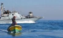 زوارق الاحتلال تطلق النار تجاه مراكب الصيادين