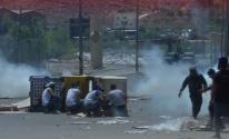 الخليل: إصابات بالاختناق خلال مواجهات مع الاحتلال على مدخل مخيم العروب