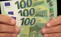 3 أسباب تدفع اليورو للتعادل مع الدولار الأميركي