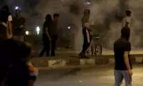 الخليل: إصابة شاب برصاص الاحتلال خلال مواجهات مع الاحتلال في بلدة بيت أمر 
