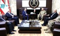 قائد جيش لبنان يستقل سفير فلسطين