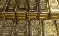 الذهب يتخلى عن مكاسبه بعد صعود الدولار الأميركي