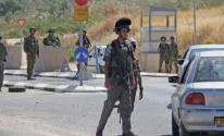 قوات الاحتلال تغلق مدخل قرية دورا القرع في رام الله