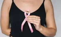 5 خرافات وحقائق متعلقة بسرطان الثدي