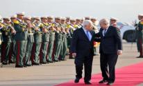 الرئيس عباس يصل الجزائر للمشاركة في القمة العربية