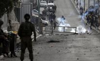 الخليل: إصابات بالاختناق خلال مواجهات مع الاحتلال في بلدة بيت أمر 