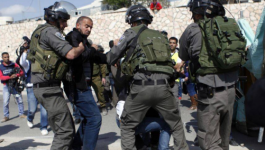 قوات الاحتلال تعتقل شابًا مقدسيًا 