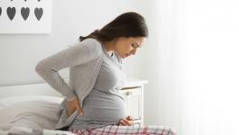 ما اسباب الم اسفل البطن للحامل في الشهر الخامس؟