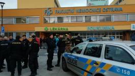 مقتل 6 أشخاص جراء إطلاق نار داخل مستشفى في التشيك.jpg