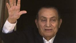 طبيب مبارك يكشف عن إصابته بمرض نادر قبل وفاته