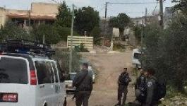 قوات الاحتلال تعتقل 3 مواطنين من مدينة الخليل