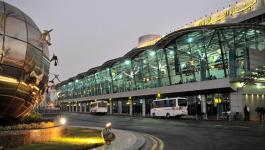 شاهدوا: مطار القاهرة يضبط محاولة تهريب أقراص مخدرة