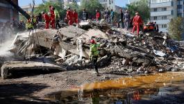 ارتفاع عدد قتلى زلزال إزمير التركية وعمليات البحث لا زالت مستمرة