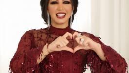 أسماء لمنور أول فنانة مغربية عربية تنضم لنادي كروي