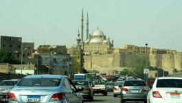 الرئيس المصري|  يوجه بالتوسع في إحلال الغاز الطبيعي كوقود للسيارات