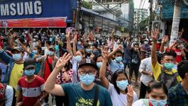 مظاهرة مناهضة للانقلاب العسكري في ميانمار