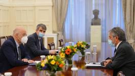 السفير طوباسي يلتقي وزير خارجية اليونان بشأن العدوان 