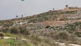 مستوطنون يقتحمون جبل العالم في رام الله والاحتلال يجرف 300 دونم في محيطه