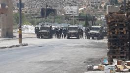 اندلاع مواجهات بين الشبان وقوات الاحتلال في باب الزاوية بالخليل 