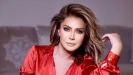 إبنة نوال الزغبي بصورة عفوية مع حبيبها الشاب الوسيم من داخل المصعد الكهربائي