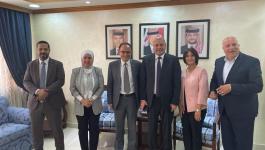 دائرة حقوق الإنسان في منظمة التحرير تلتقي لجنة الحريات النيابية بالأردن