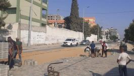 بلدية غزّة تبدأ بإجراء صيانة مؤقتة بشارع الثورة