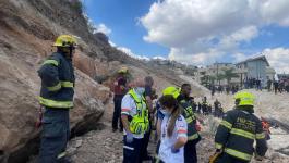 إصابة 10 عمال إثر انهيار جدار شمال فلسطين المحتلة