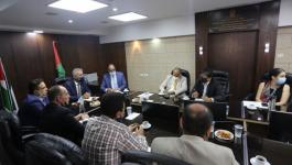 الصالح يبحث مع مدير البنك الدولي