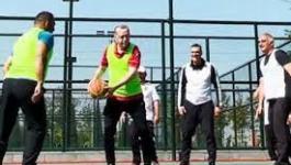 بالفيديو: مباراة كرة سلة مع أردوغان ووزرائه