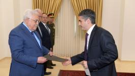الرئيس يتقبل أوراق اعتماد سفير قبرص لدى دولة فلسطين.jpg