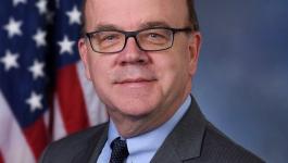 عضو بالكونغرس الأمريكي يوجه طلبًا لبلينكن يتعلق بالفلسطينيين