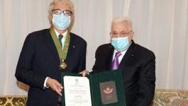 الرئيس عباس يُقلد رئيس جامعة بيروجيا الإيطالية وسام نجمة القدس