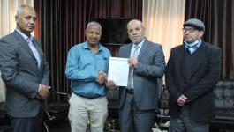 غزة: سُلطة الأراضي تُصدر أول شهادة لتسجيل أراضي بلدة المصدر