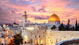 محافظة القدس تُعقب على قرار الاحتلال حول خصم تعويضات المرشدين 