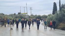 نابلس: مستوطنون يقتحمون منطقة الباذان