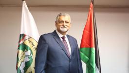 الرئيس عباس يُصدر قرارًا بتعيين سمير النجدي رئيسًا لجامعة القدس المفتوحة