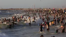 شاهد.. بلدية غزة تنشر خريطة الأماكن الملائمة للسباحة