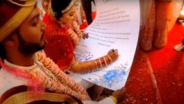 بالفيديو: عروسان هنديان يتعهدان بشروط 