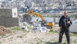 الاحتلال يهدم 5 منازل مأهولة في الخليل