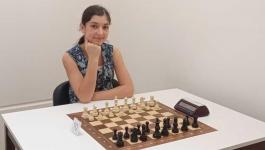 بطلة لبنان للشطرنج ناديا فواز