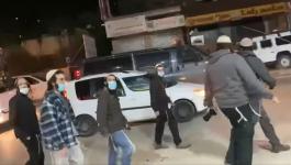 مستوطنون يهاجمون حافلة ومركبات للمواطنين في رام الله